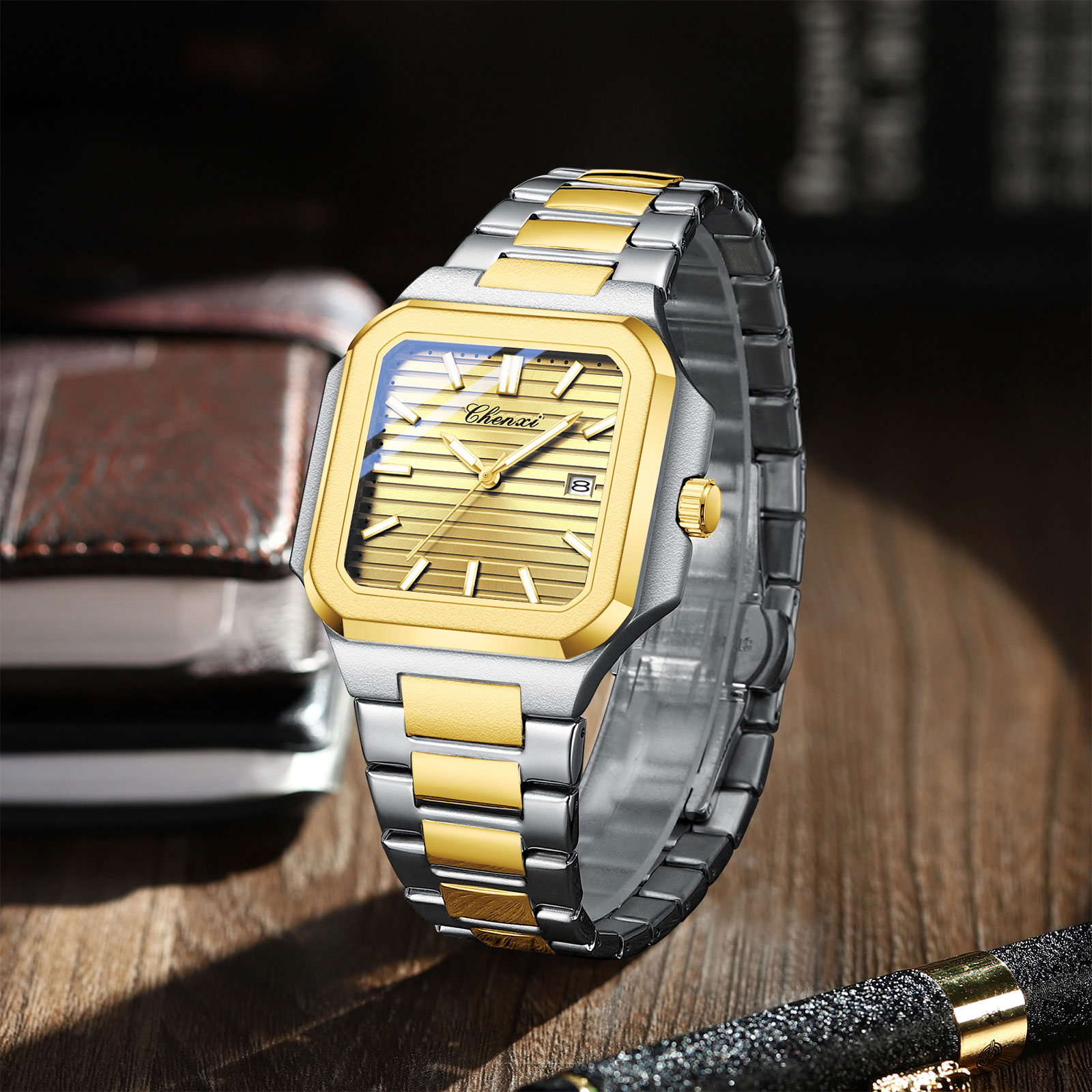 Montre-bracelet pour hommes d' - Cartier Watch Tank avis et prix